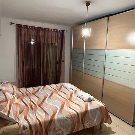 Ak Terminal Apartments Дуррес Экстерьер фото