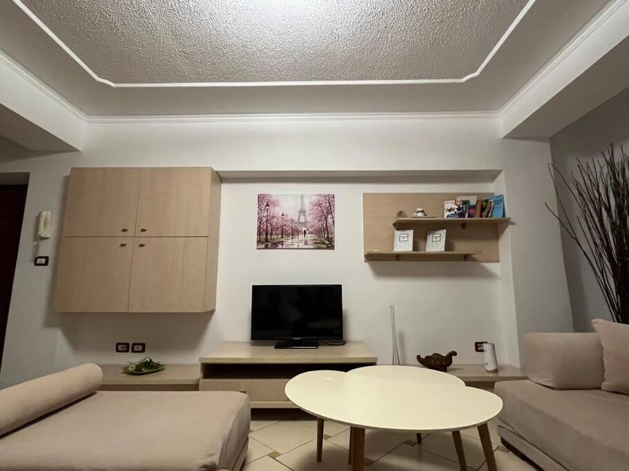 Ak Terminal Apartments Дуррес Экстерьер фото