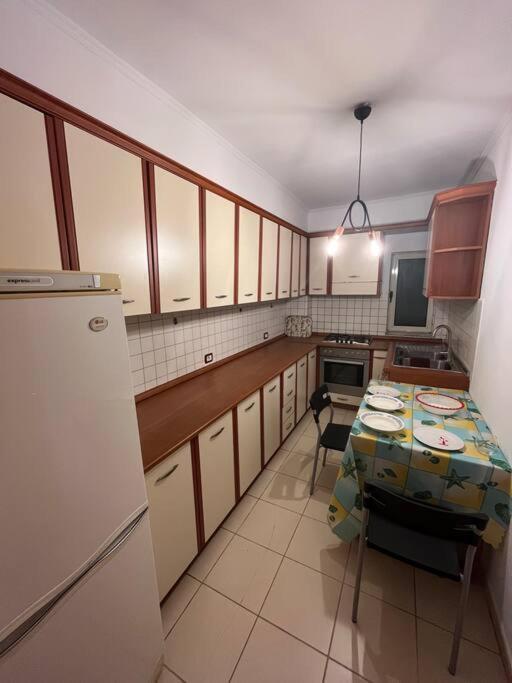 Ak Terminal Apartments Дуррес Экстерьер фото